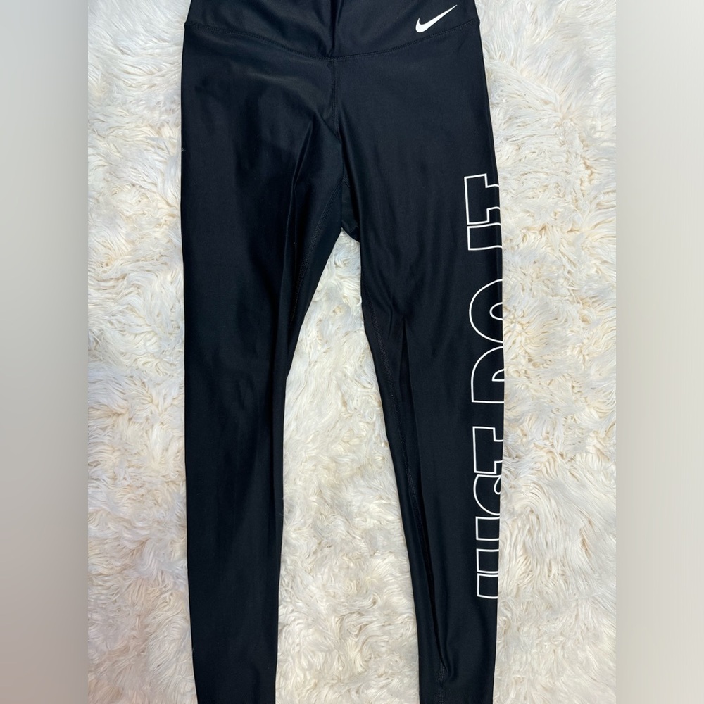 nike “just do it” leggings. full length
